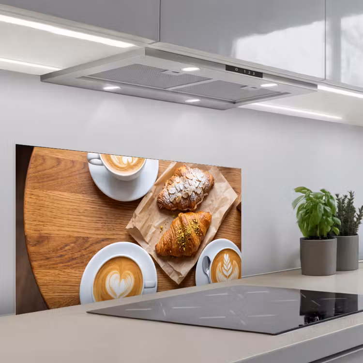Eten - Croissant - Koffie - Ontbijt - Modern keuken achterwand spatscherm middel -3d_schuin