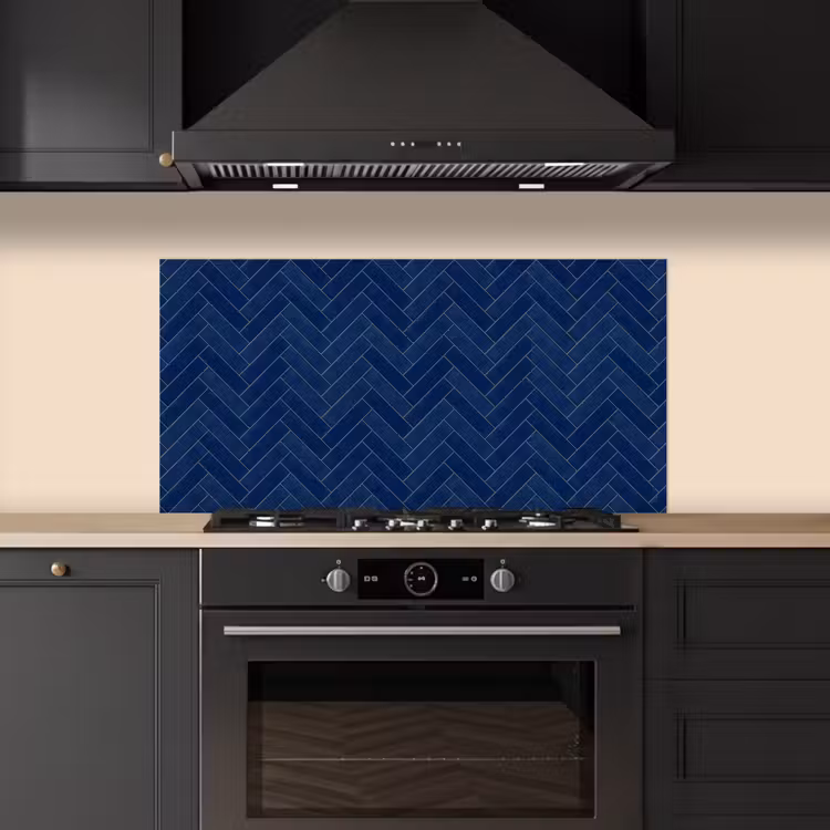 Visgraat - Wandtegel - Donkerblauw - Navy Blue keuken achterwand spatscherm middel 899 -sfeer1