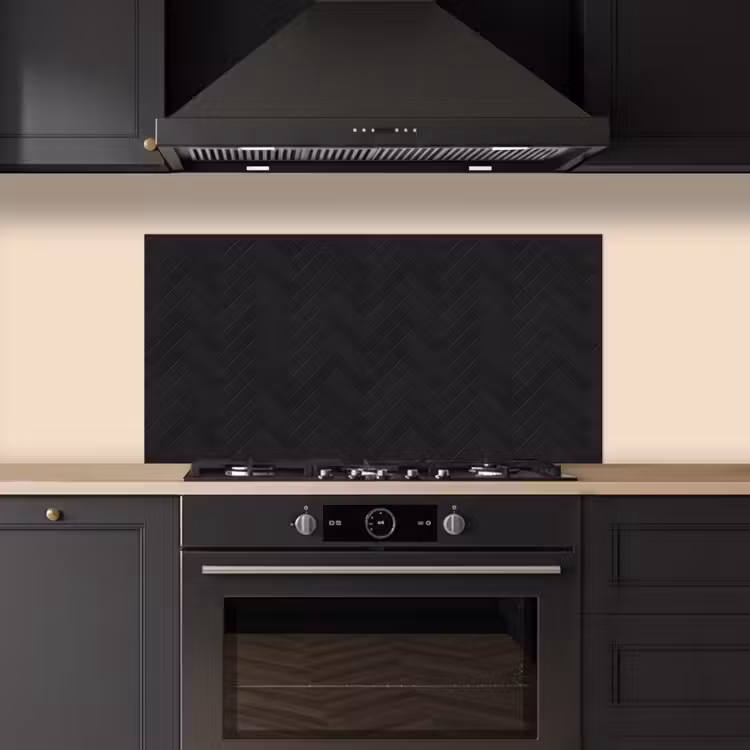 Visgraat - Wandtegel - Mat - Zwart keuken achterwand spatscherm middel 899 -sfeer1