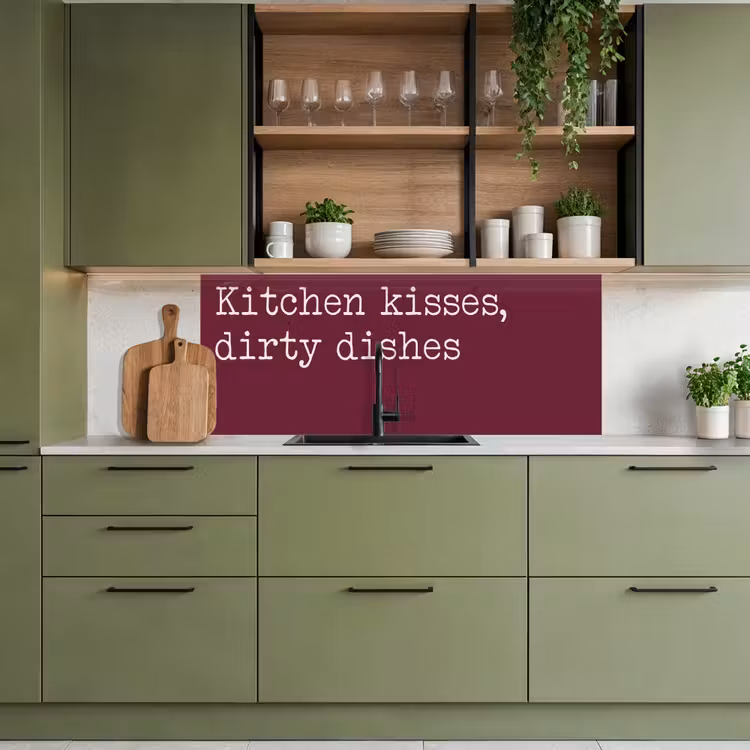 Kitchen kisses, dirty dishes keuken achterwand 2 middel -sfeer3