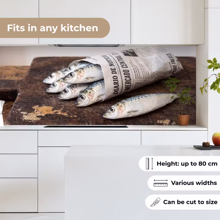 Kitchen Wall Splashback - Little Sardine - newspaper - cutting board - Sardientje - krant - snijplank keuken achterwand 2 middel