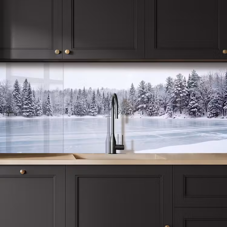 Meer - Dennen - IJs - Winter - Rustgevend keuken achterwand 2 middel -sfeer1