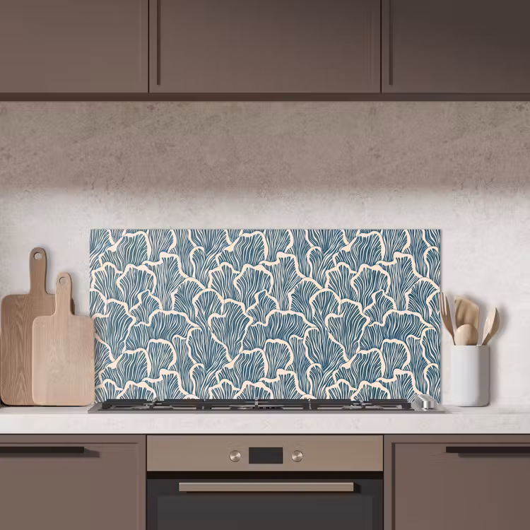 Organisch - Blauw - Crème - Schelpen keuken achterwand spatscherm middel 899 -sfeer2
