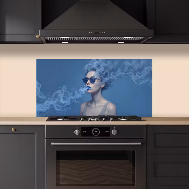 Portret - Zonnebril - Rook - Abstract - Blauw keuken achterwand spatscherm middel -sfeer1