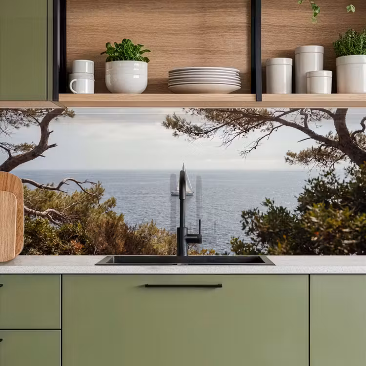 Kitchen Wall Splashback - Sailboat - trees - water - Zeilboot - bomen - water keuken achterwand 2 middel