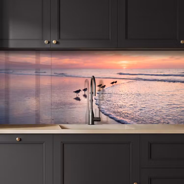 Meeuwen - Strand - Zee - Roze keuken achterwand 2 middel -sfeer1