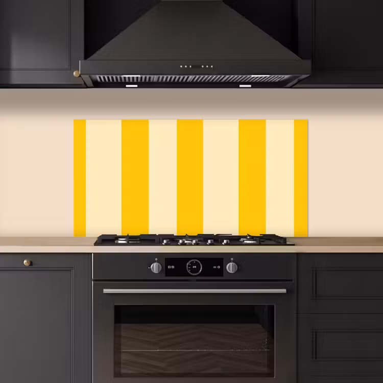 Strepen - Klassiek - Geel keuken achterwand spatscherm middel 899 -sfeer1