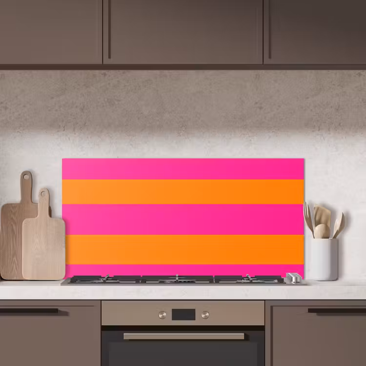 Strepen - Horizontaal - Roze keuken achterwand spatscherm middel 899 -sfeer2
