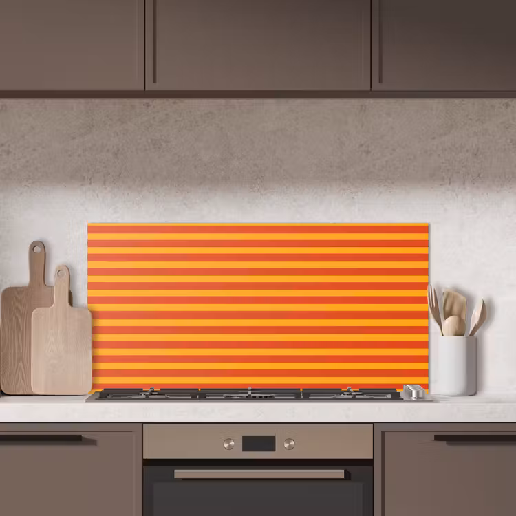 Strepen - Patroon - Oranje keuken achterwand spatscherm middel 899 -sfeer2