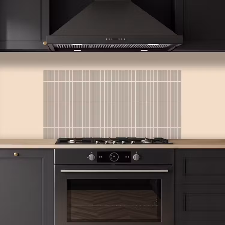 Verticaal - Wandtegel - Licht Beige keuken achterwand spatscherm middel 899 -sfeer1