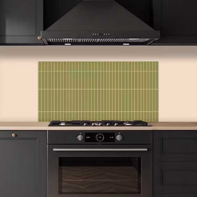 Verticaal - Wandtegel - Olijfgroen keuken achterwand spatscherm middel 899 -sfeer1