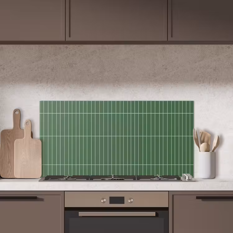 Wandtegel - Verticaal - Donkergroen keuken achterwand spatscherm middel 899 -sfeer2