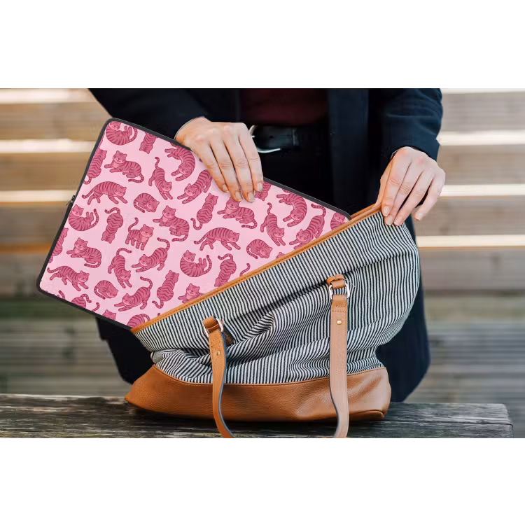 Dieren - Patroon - Roze - Speels - Cartoon laptophoes neopreen klein -tas