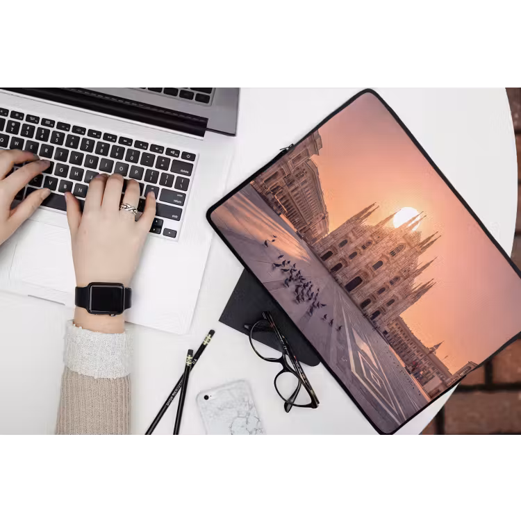 Architectuur - Milaan - Plein - Zonsopgang - Oranje laptophoes neopreen klein -bureau