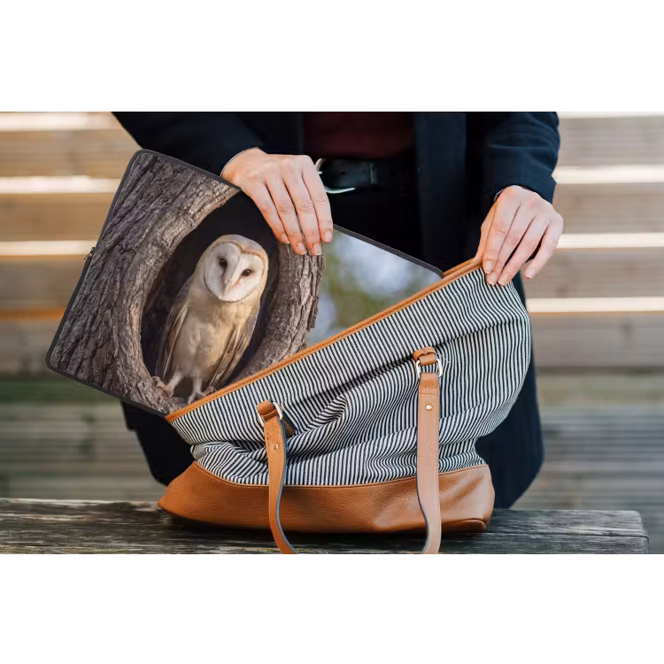 Kerkuil - Boom - Natuur - Bruin laptophoes neopreen klein -tas