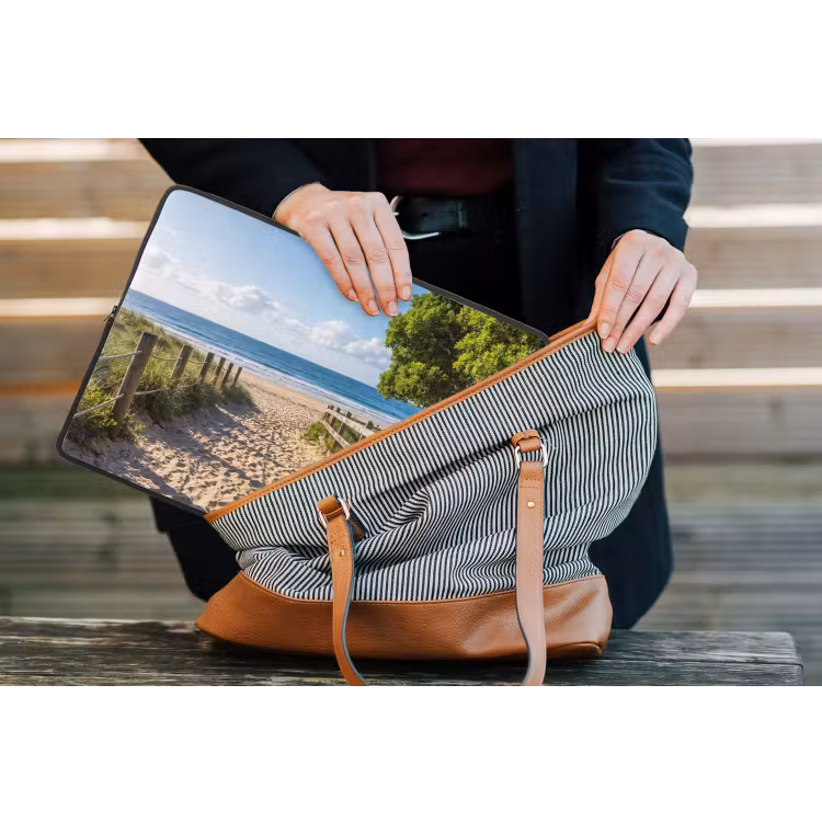 Strand - Zandpad - Oceaan - Natuur laptophoes neopreen klein -tas