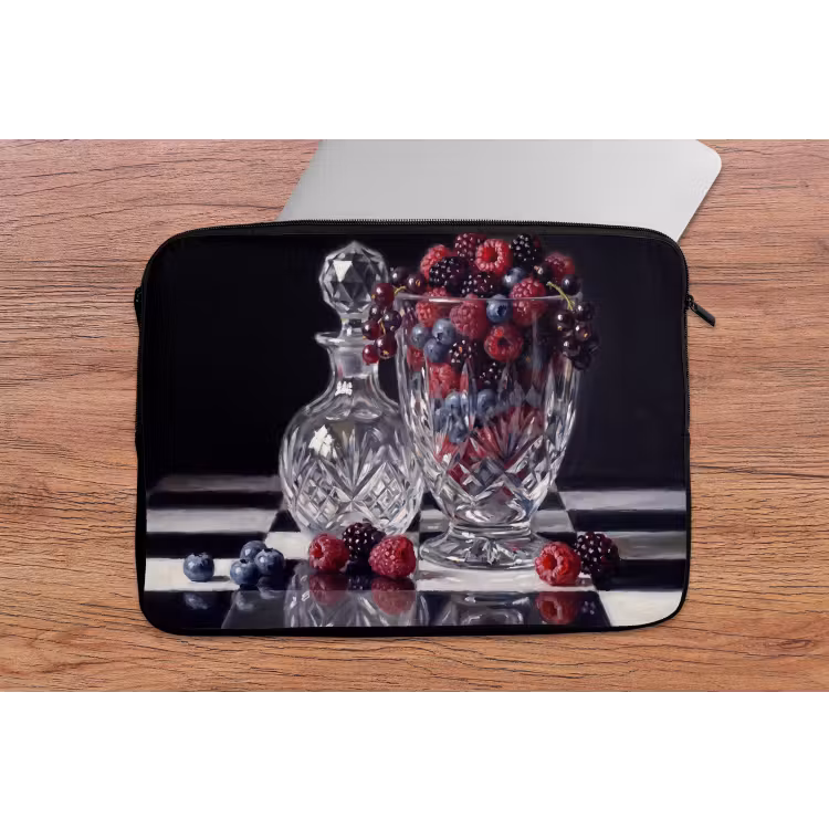 Laptop Sleeve - Berries - Crystal - Still Life - Bessen - Kristal - Stilleven laptophoes neopreen klein