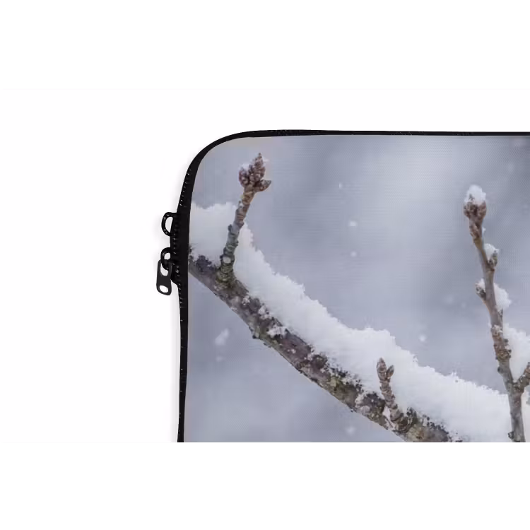 Vogel - Tak - Sneeuw - Winter laptophoes neopreen klein -detail