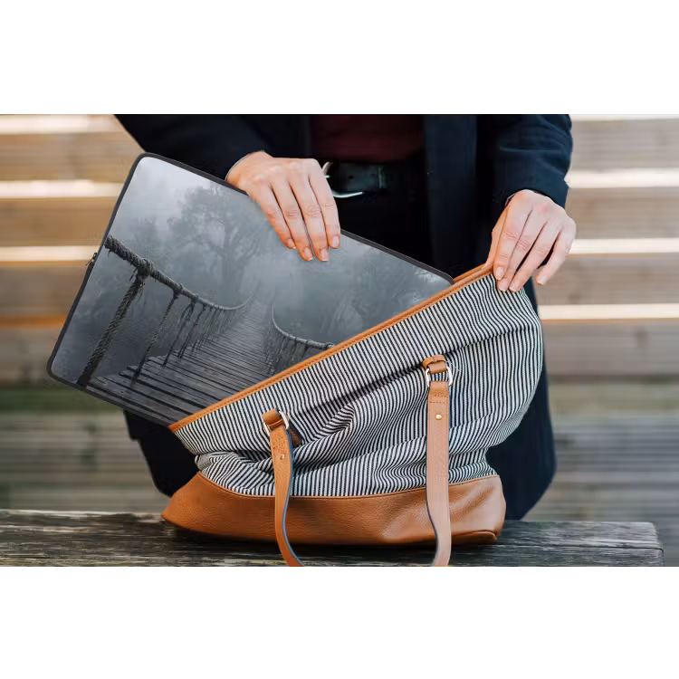 Brug - Jungle - Mist - Natuur laptophoes neopreen klein -tas