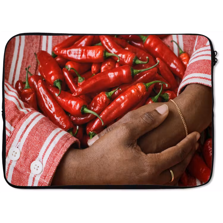 Laptop Sleeve - Chili Peppers - Red - Hands - Chilipepers - Rood - Handen laptophoes neopreen klein