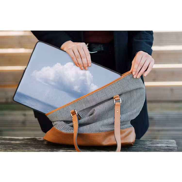 Laptop Sleeve - Cloud - Rain - Nature - Wolk - Regen - Natuur laptophoes neopreen klein