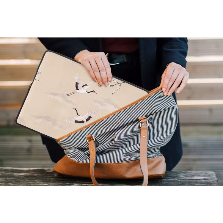 Kraanvogels - Bloesem - Beige laptophoes neopreen klein -tas