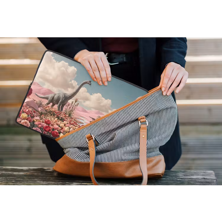 Laptop Sleeve - Dinosaur - Pink - Landscape - Dinosaurus - Roze - Landschap laptophoes neopreen klein