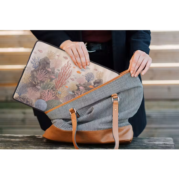 Vis - Koraalrif - Onderwaterwereld - Illustratie laptophoes neopreen klein -tas