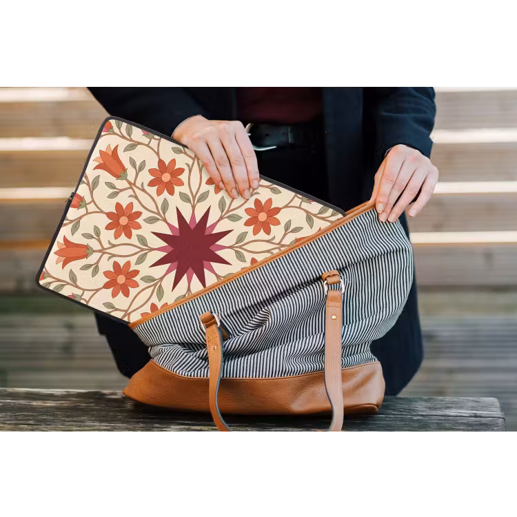 Bloemen - Mandala - Decoratief - Rood laptophoes neopreen klein -tas