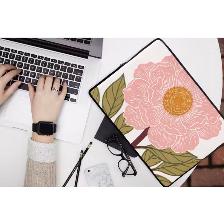 Laptop Sleeve - Flowers - Pink - Illustration - Bloemen - Roze - Illustratie laptophoes neopreen klein