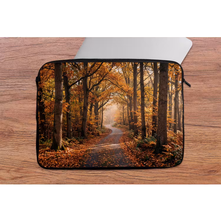 Bospad - Herfstbos - Bladeren - Oranje - Nostalgisch laptophoes neopreen klein -tafel