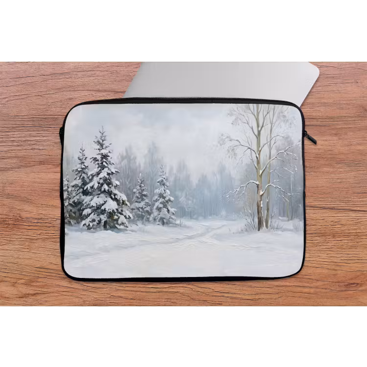 Bospad - Dennen - Sneeuw - Winter - Rustgevend laptophoes neopreen klein -tafel