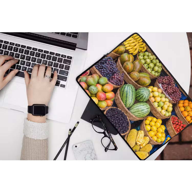 Laptop Sleeve - Fruit - Market - Colorful - Fruit - Markt - Kleurrijk laptophoes neopreen klein