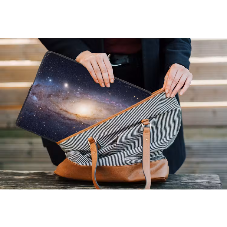 Laptop Sleeve - Galaxy - Space - Cosmos - Sterrenstelsel - Ruimte - Kosmos laptophoes neopreen klein