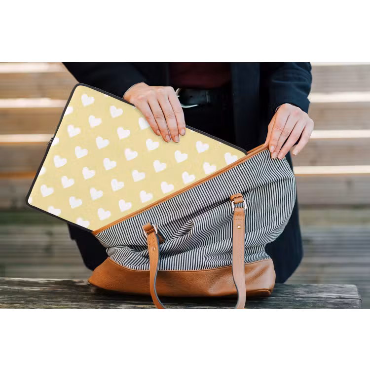 Hartjes - Patroon - Geel laptophoes neopreen klein 279 -tas