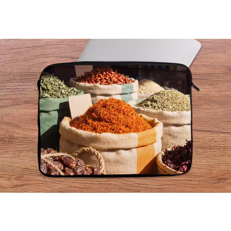 Laptop Sleeve - Herbs - Market - Colorful - Kruiden - Markt - Kleurrijk laptophoes neopreen klein