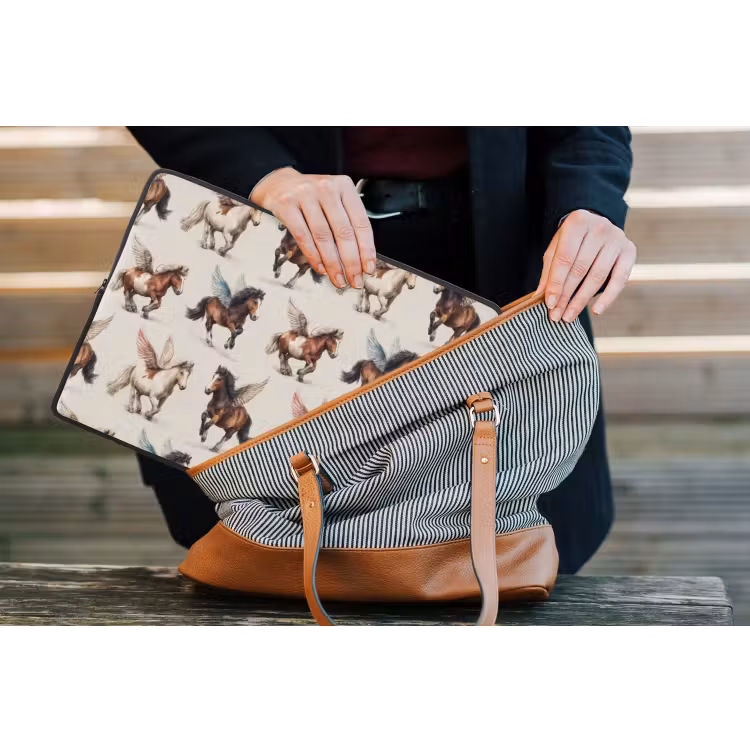 Paarden - Vleugels - Kleurrijk laptophoes neopreen klein 279 -tas