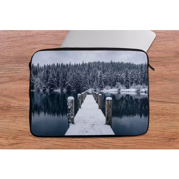 Steiger - Meer - Sneeuw - Bergen - Rustgevend laptophoes neopreen klein -tafel