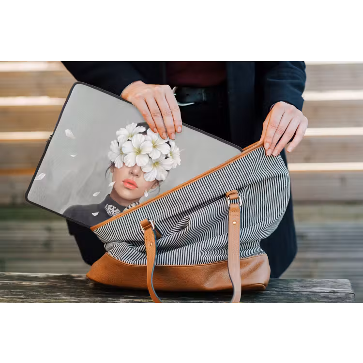 Lelies - Portret - Wit laptophoes neopreen klein -tas