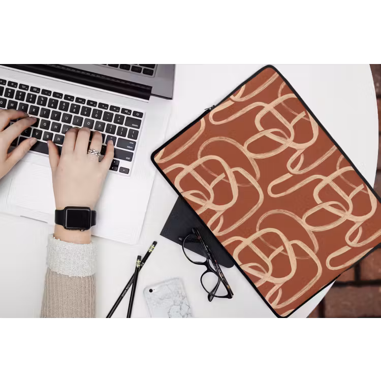 Lijnen - Abstract - Organisch - Terracotta - Crème laptophoes neopreen klein 279 -bureau