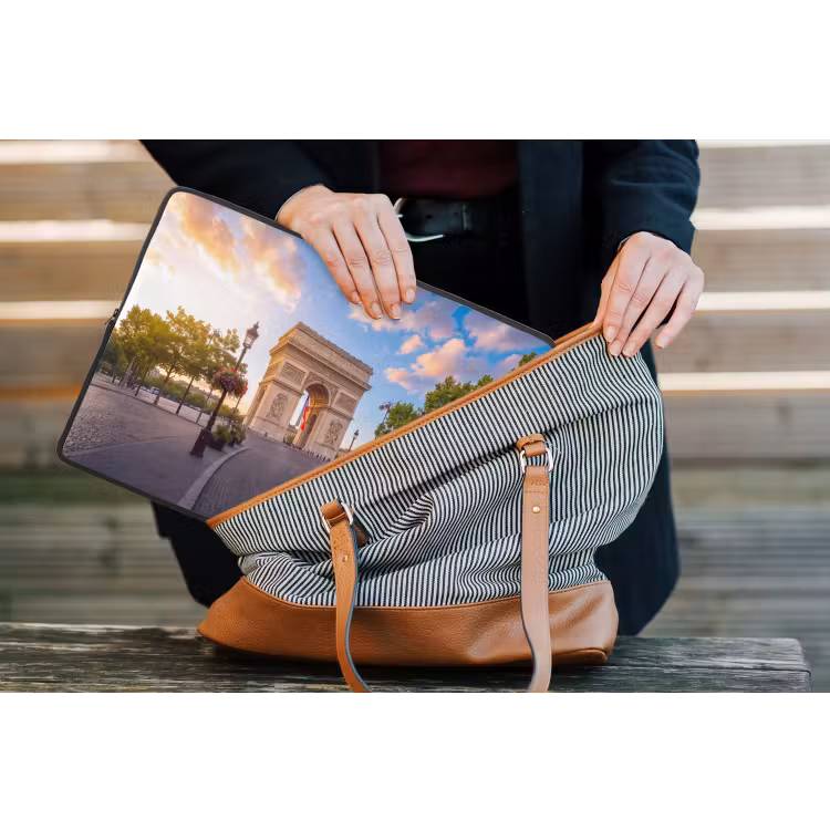Monument - Parijs - Zonsondergang - Architectuur - Goud laptophoes neopreen klein -tas