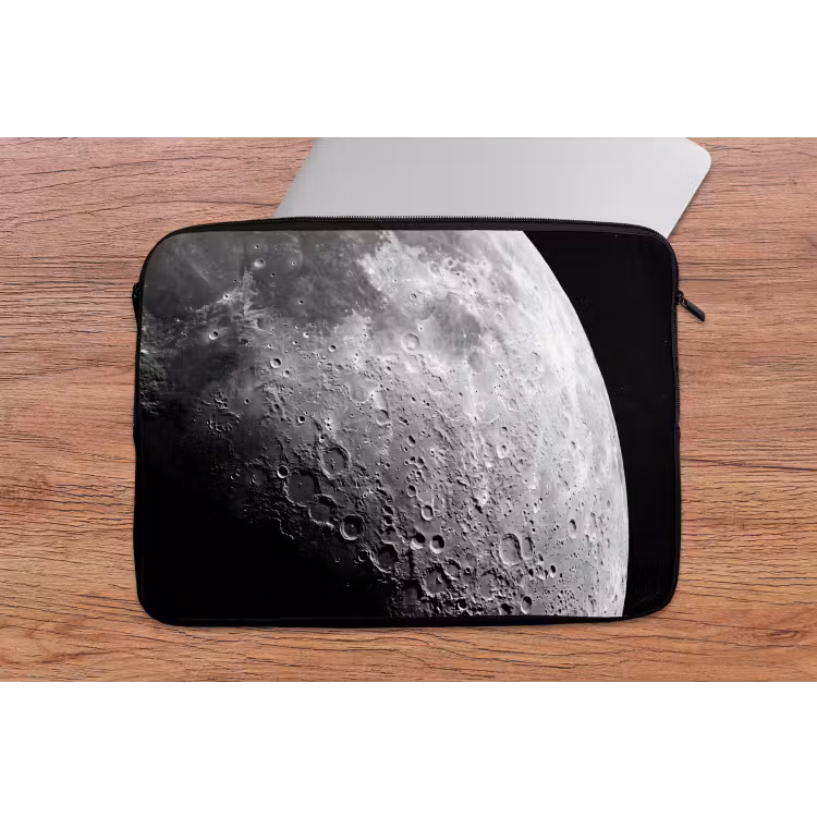 Laptop Sleeve - Moon - Craters - Space - Maan - Kraters - Ruimte laptophoes neopreen klein