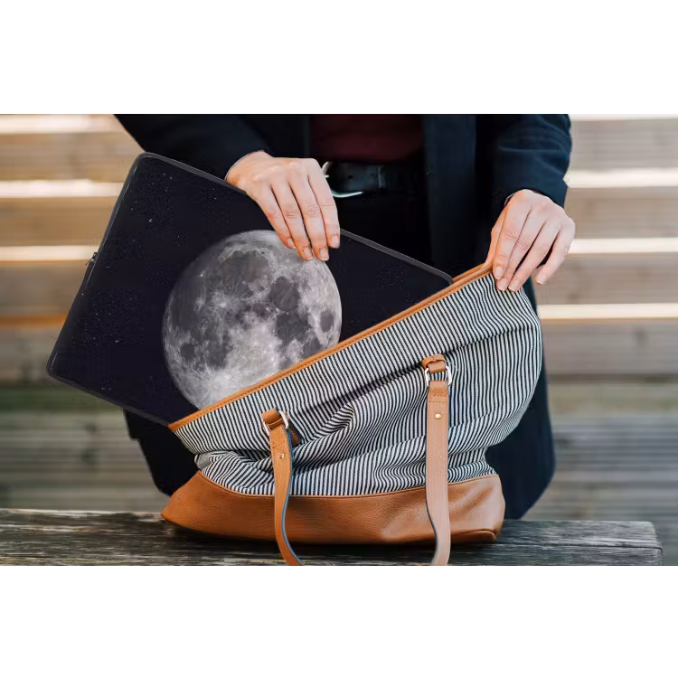 Laptop Sleeve - Moon - Stars - Space - Maan - Sterren - Ruimte laptophoes neopreen klein