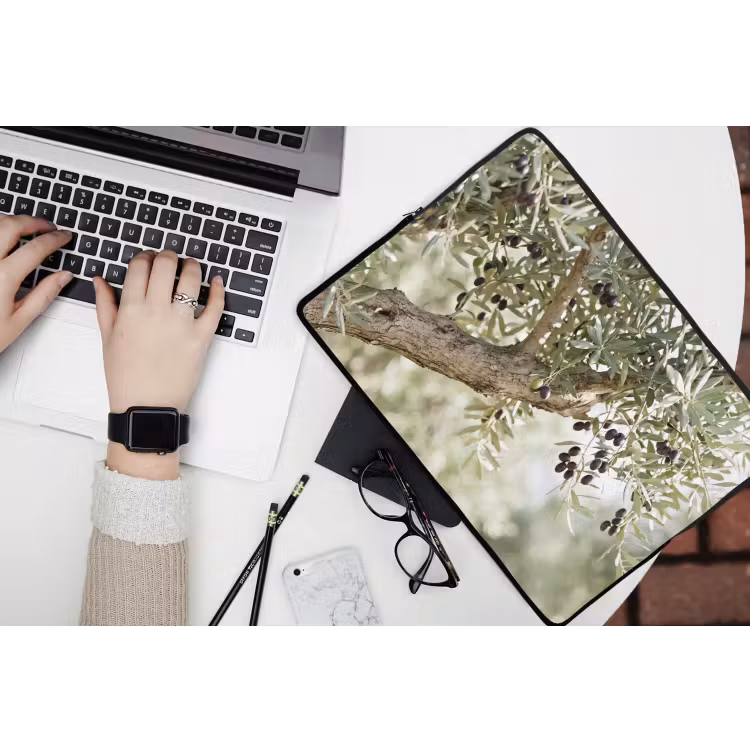 Laptop Sleeve - Olive tree - branch - green - Olijfboom - tak - groen laptophoes neopreen klein