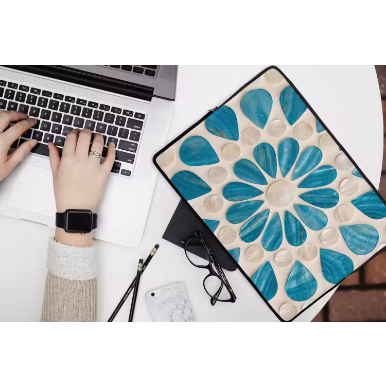 Patroon - Mozaïek - Schelpen - Abstract - Turquoise laptophoes neopreen klein -bureau