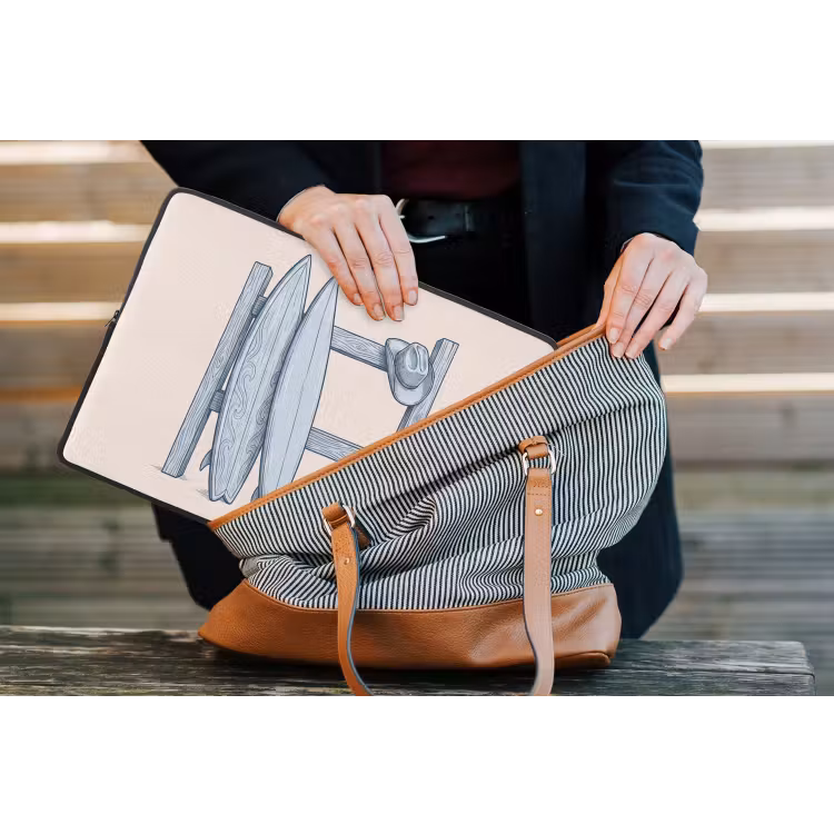 Recreatie - Kleding - Avontuur - Illustratie - Zomer laptophoes neopreen klein -tas