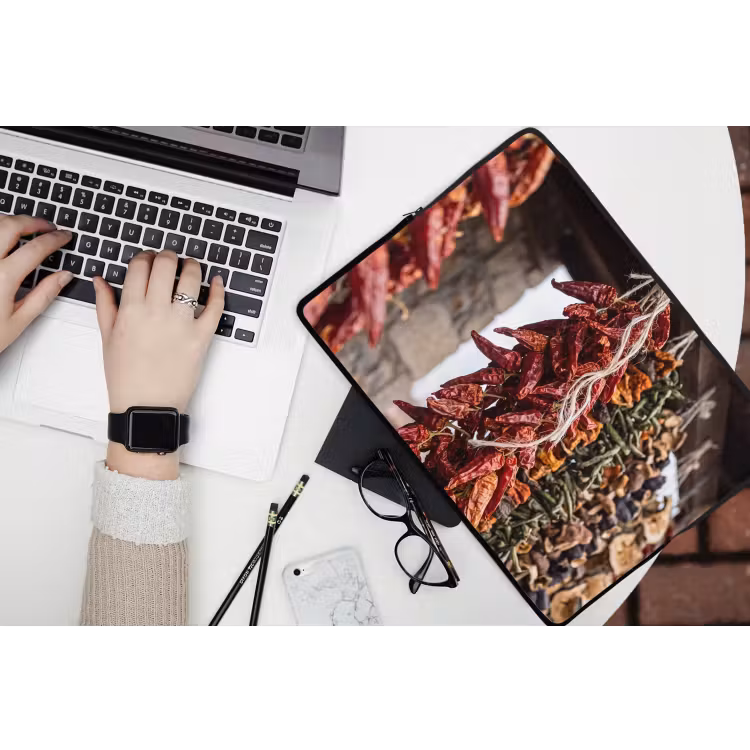 Laptop Sleeve - Red Peppers - Food - Rode pepers - Eten laptophoes neopreen klein