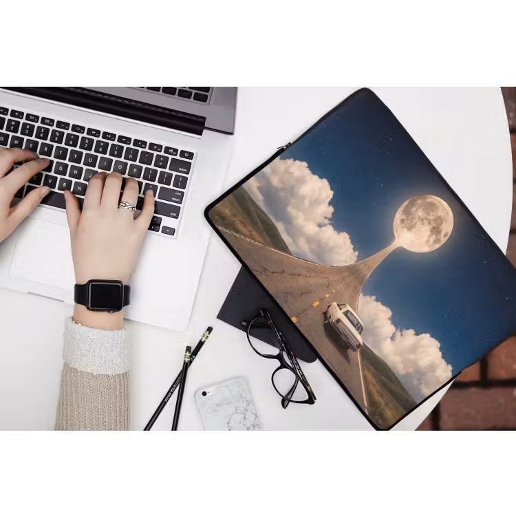 Laptop Sleeve - Road - Moon - Night - Weg - Maan - Nacht laptophoes neopreen klein