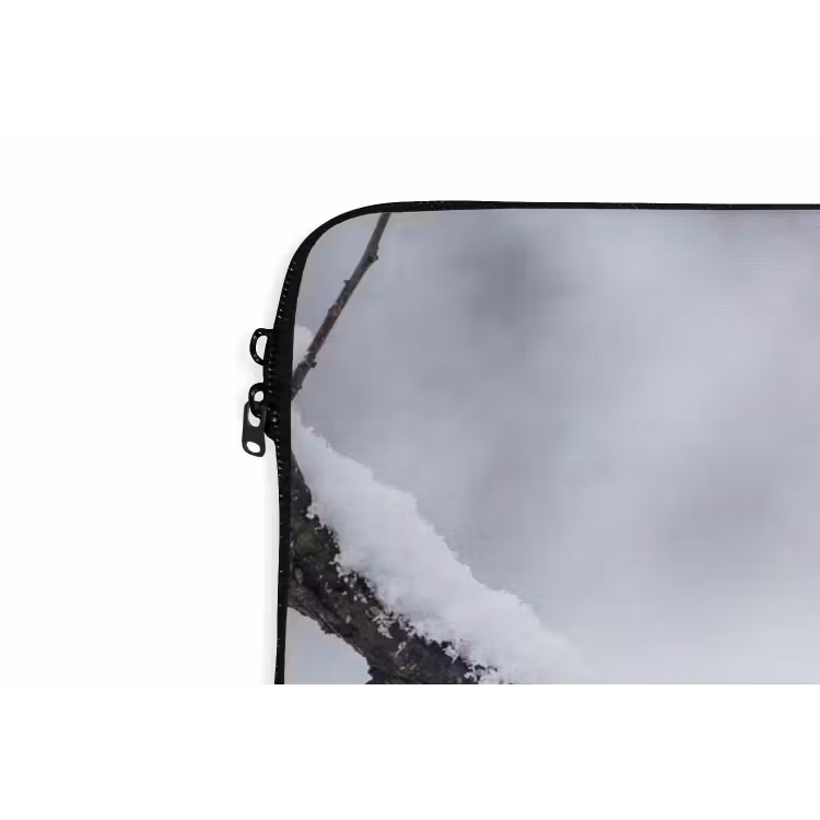 Roodborstje - Tak - Sneeuw - Winter - Levendig laptophoes neopreen klein -detail