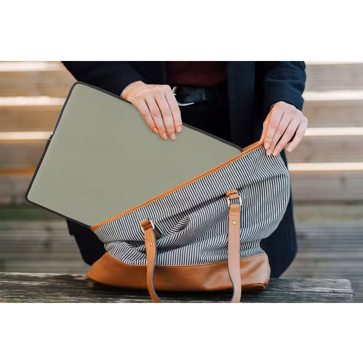 Sage - Mist - Groen laptophoes neopreen klein 279 -tas